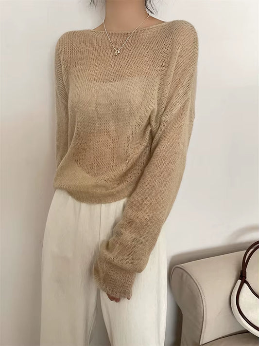 Knitted round neck pullover sweater